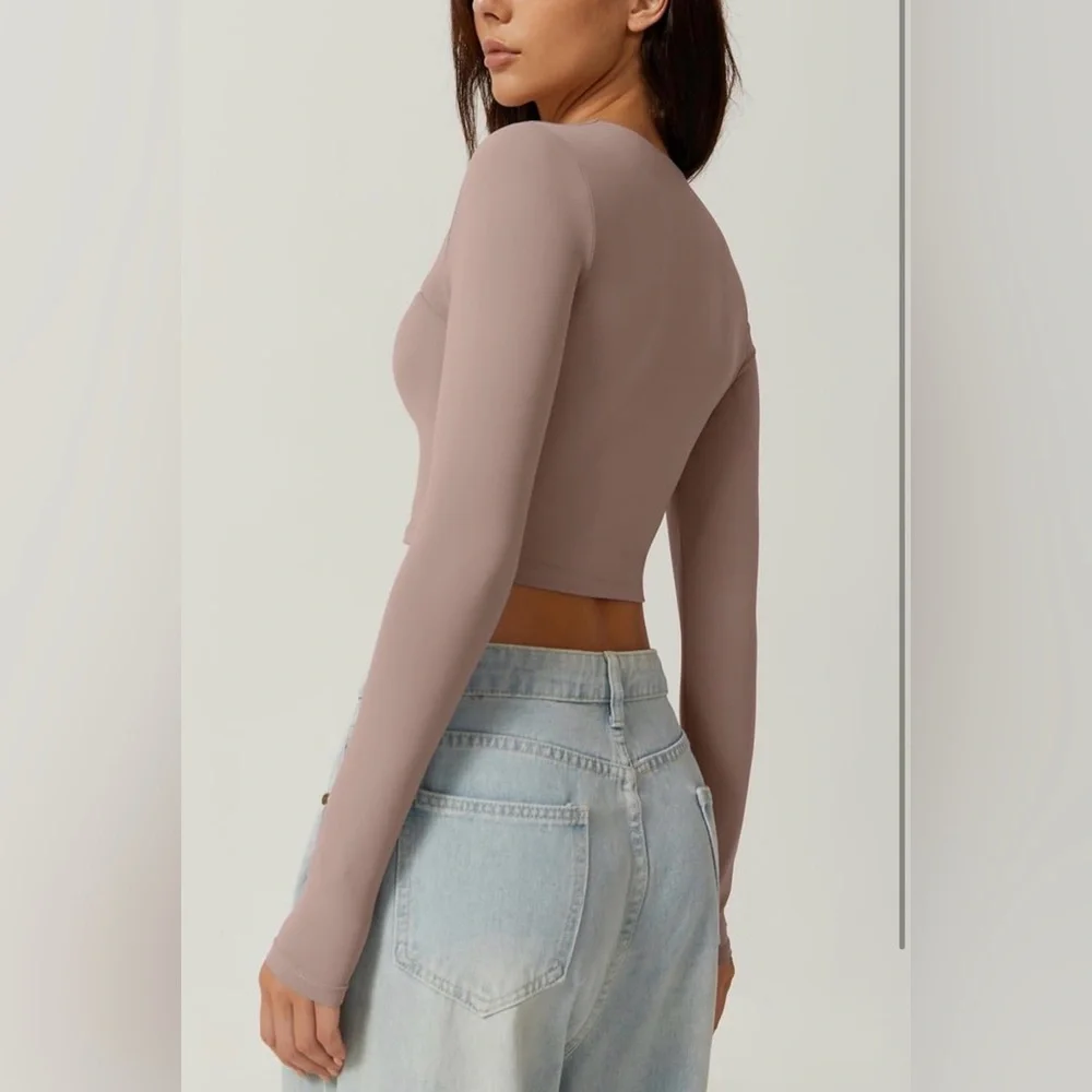 QINSEN Square Neck Long Sleeve Slim Fit Crop Top Cropped T Shirts Size L